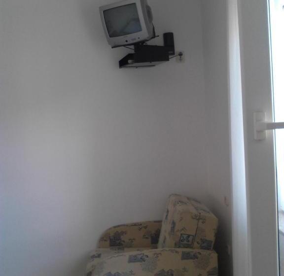 اتاق استاندارد با بالکن و چشم‌انداز دریا, Guest House Frane