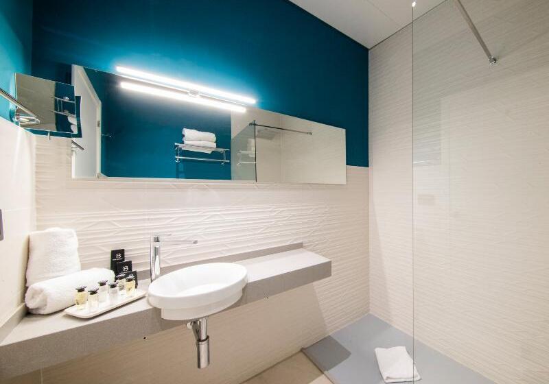 غرفة قياسية ثلاثية, Soho Boutique Sevilla