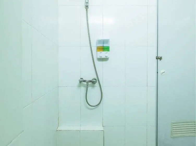 Chambre Deluxe, Tenacity Guest House