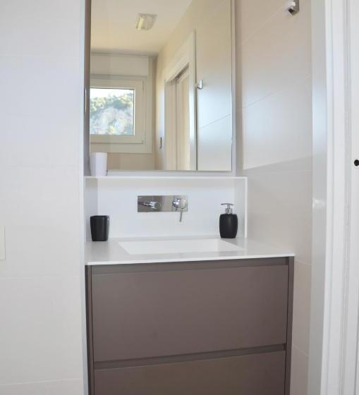 Номер Стандарт, Pensión Ibai Ega