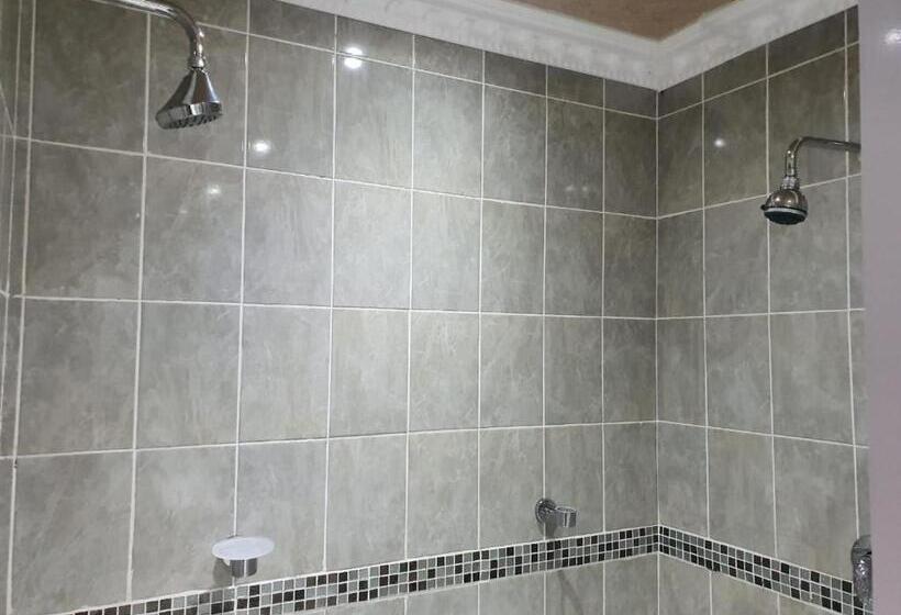 חדר סטנדרט עם ג'קוזי, Romans Rest Guest House