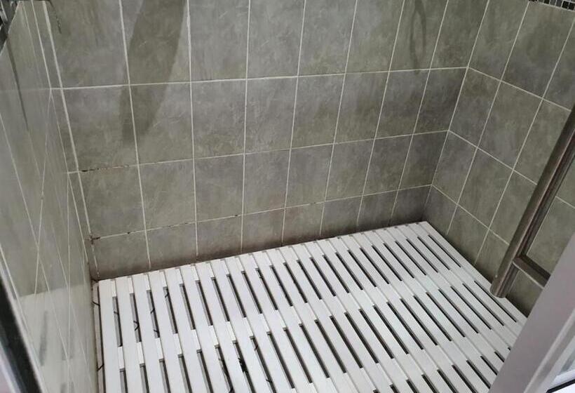 חדר סטנדרט עם ג'קוזי, Romans Rest Guest House