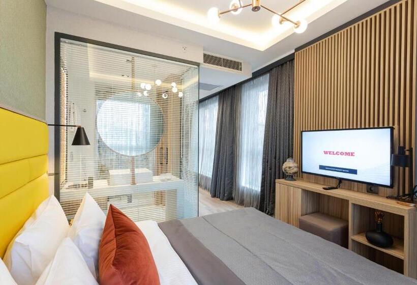 جناح, Rox Hotel Ankara