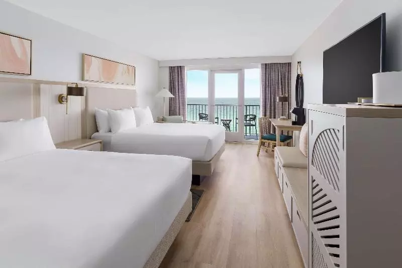 クイーンサイズベッドのスタンダードルーム, Beal House Fort Walton Beach, Tapestry Collection By Hilton