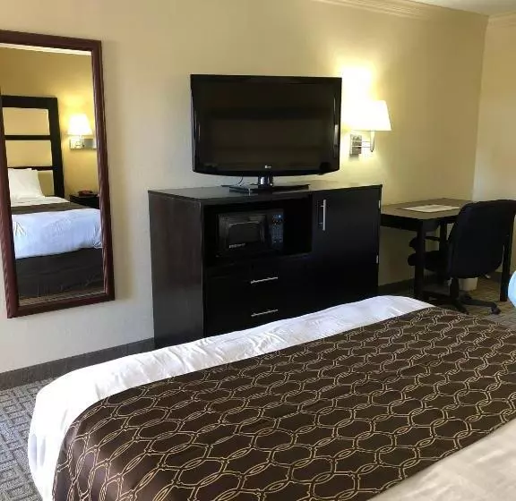 キングサイズベッドのスタンダードルーム, Best Western Inn & Suites