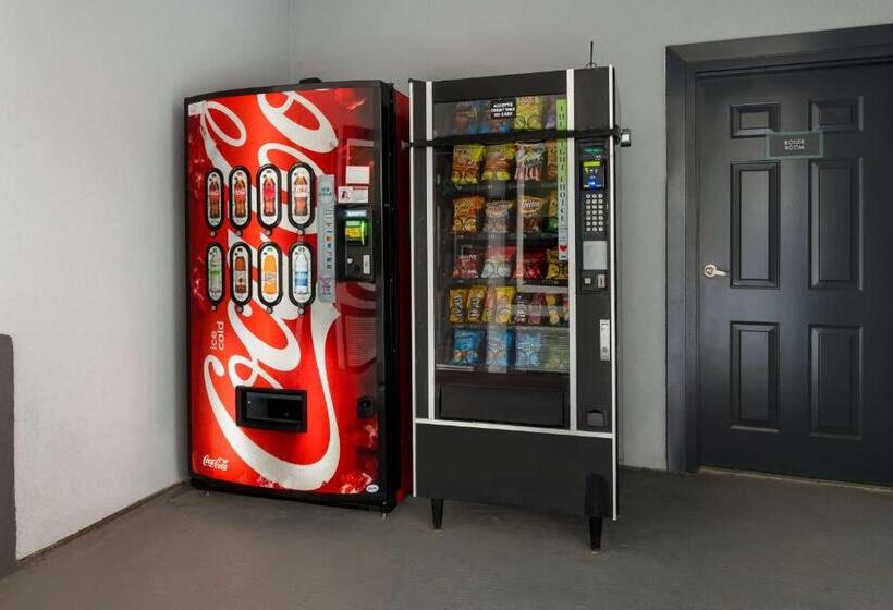 מיטת קינג בסוויטה, Best Western La Place Inn