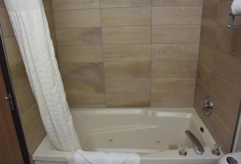 バスタブ付きデラックスルーム, Best Western Newberg Inn