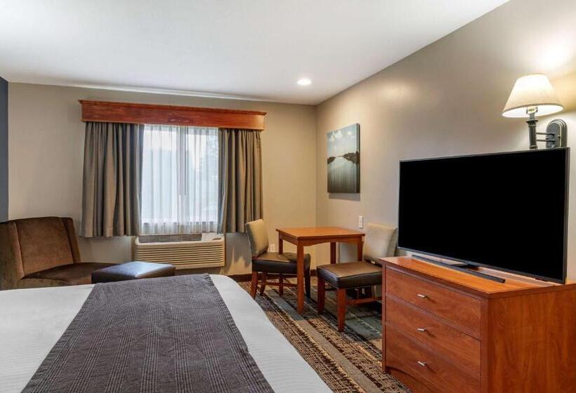 غرفة ديلوكس مزوَّدة بجاكوزي, Best Western Newberg Inn