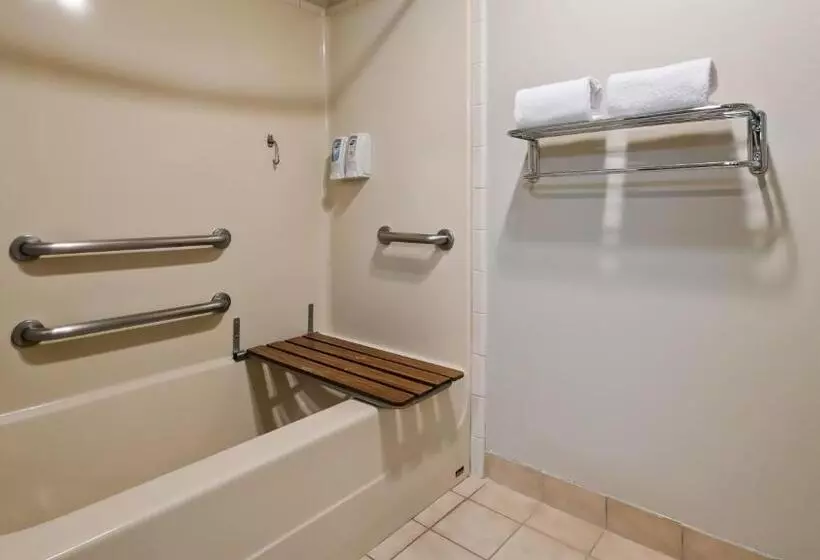 身障者適用スタンダードルーム, Best Western Newberg Inn