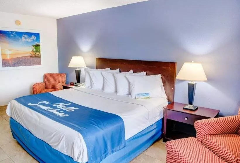 ダブルベッドスタンダードルーム, Days Inn By Wyndham St. Petersburg / Tampa Bay Area