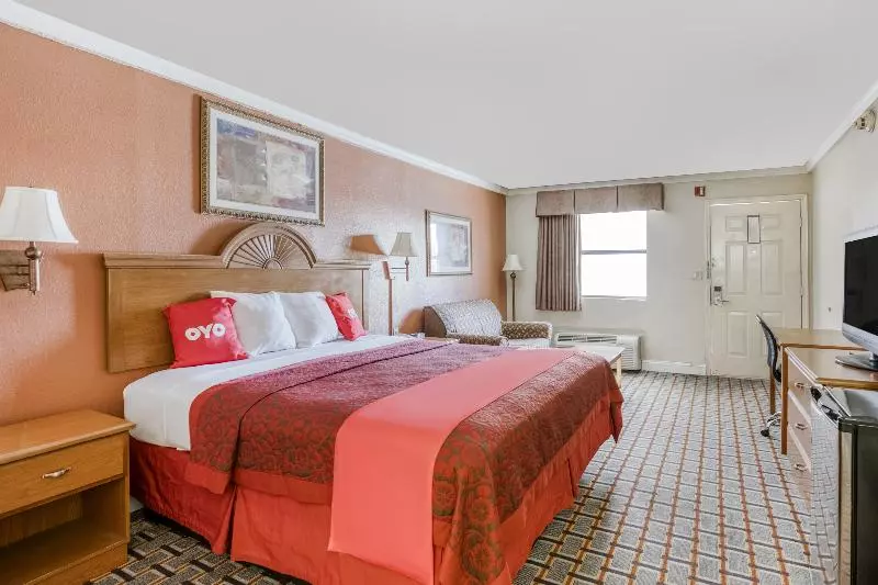 キングサイズベッドのスタンダードルーム, Oyo Hotel Pineville La Hwy 165