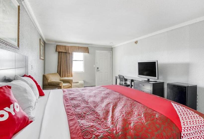 キングサイズベッドのスタンダードルーム, Oyo Hotel Pineville La Hwy 165