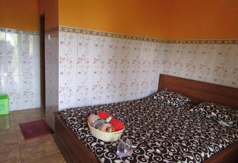 디럭스 룸, Losmen Kinasih Puncak & Gazebo Pandang