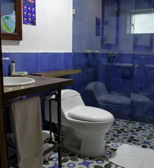 レイクビュースタンダードルーム, Refugio Pozo Azul