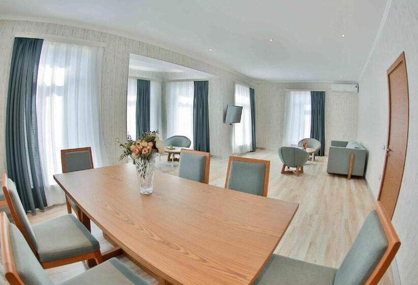 ویلای سوپریور 1 خوابه, Yurd