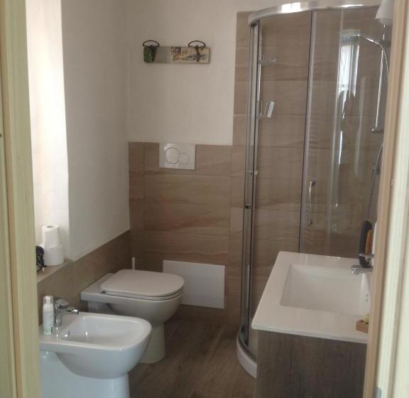 Standard-huone, Come Una Volta