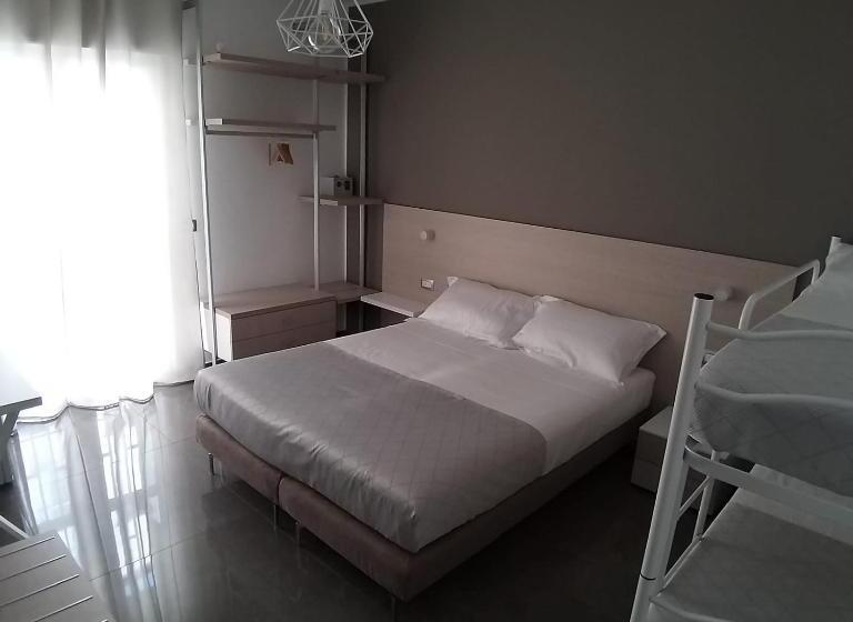 اتاق استاندارد چهار تخته, B&b La Rosa Felice