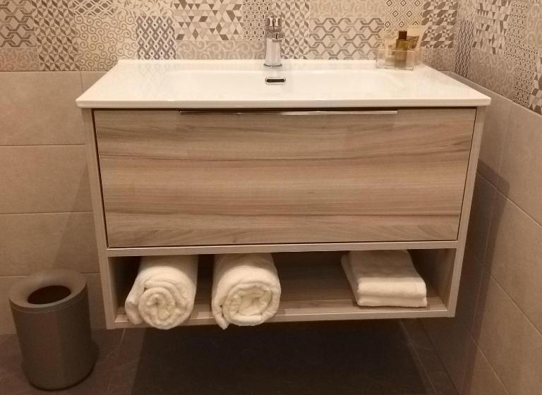 اتاق استاندارد چهار تخته, B&b La Rosa Felice