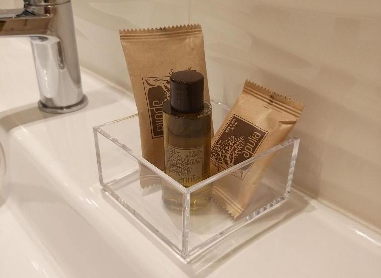 سوییت با استخر, B&b La Rosa Felice