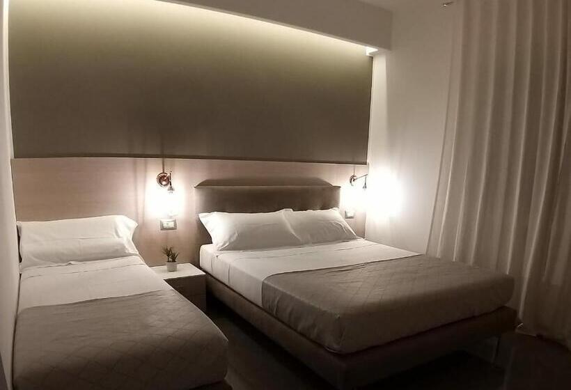 اتاق لوکس سه تخته, B&b La Rosa Felice