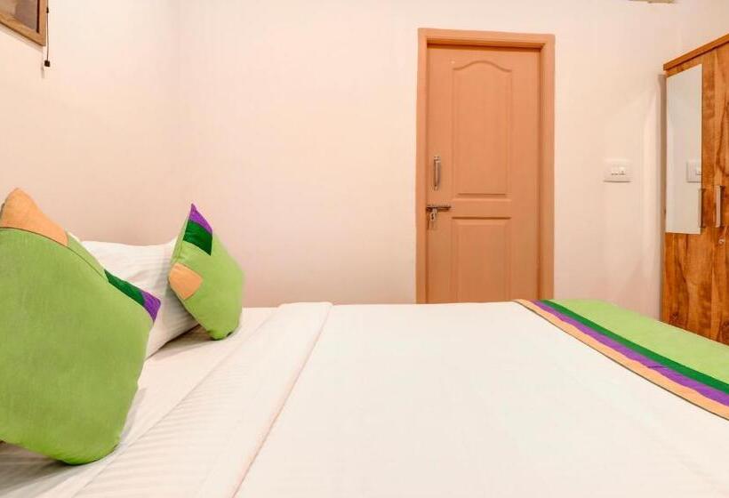 اتاق اکونومی, Treebo New Redfern, Madikeri