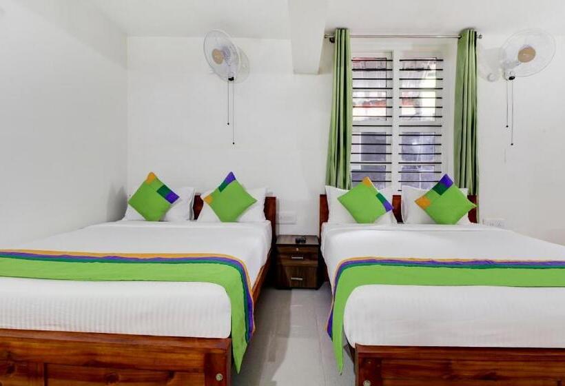 Номер Deluxe, Treebo New Redfern, Madikeri