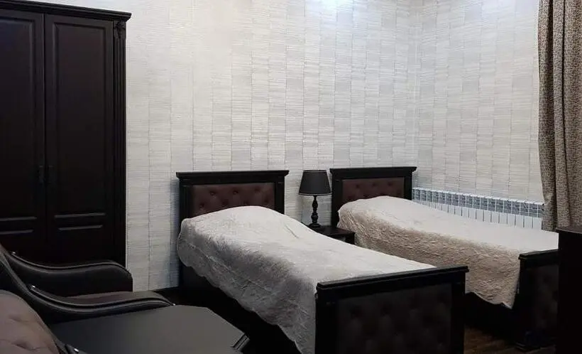 Deluxe-huone, Ahana