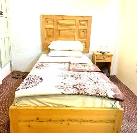 اتاق لوکس یک تخته, Naveed Tourist Inn
