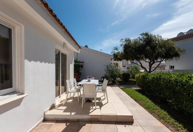 بنجلو قياسى 3 غرف نوم, Fig Tree Z Holiday Resort