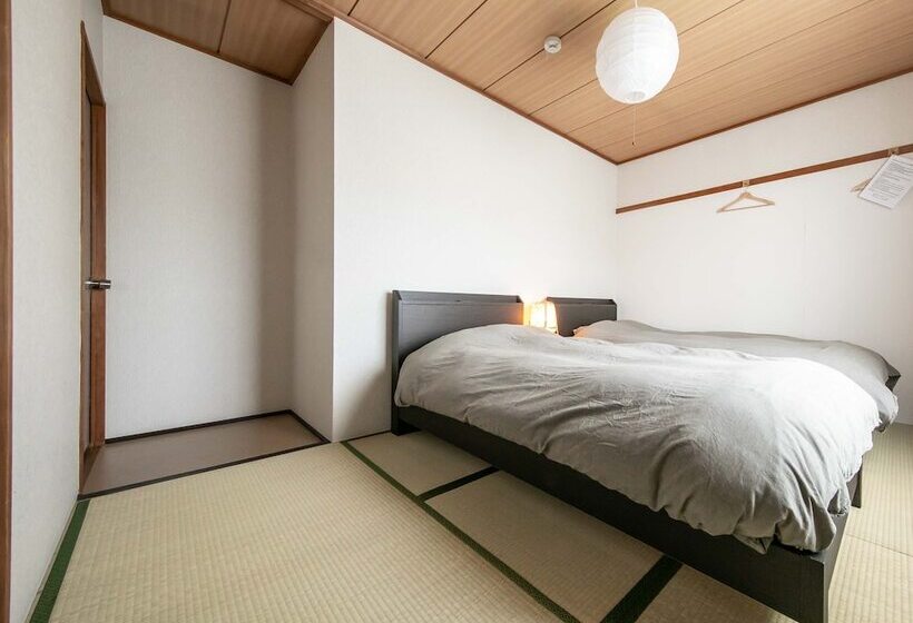 Номер Стандарт Совместная Ванная, Guest House Meets Okayama 全室個室のホステル