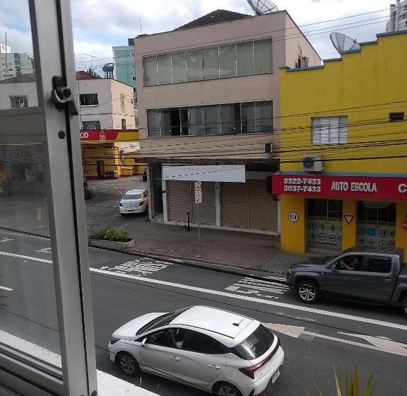 جناح مطل على المدينة, Pousada Jardim Alameda