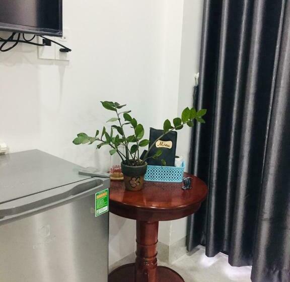 اتاق لوکس با بالکن, Khánh An