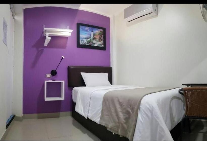 اتاق استاندارد یک نفره, Hospedaje Diamantes