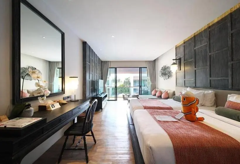 プールの見えるデラックスルーム, Ananya Lipe Resort