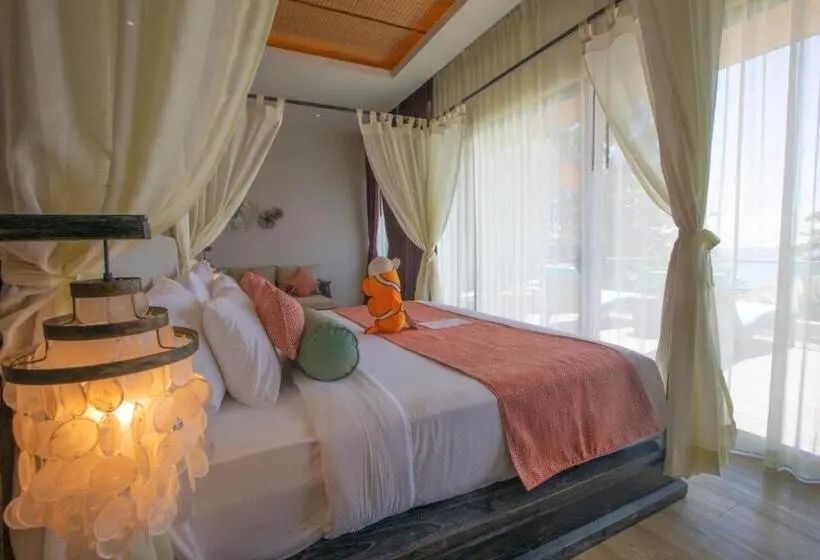 デラックススイート, Ananya Lipe Resort