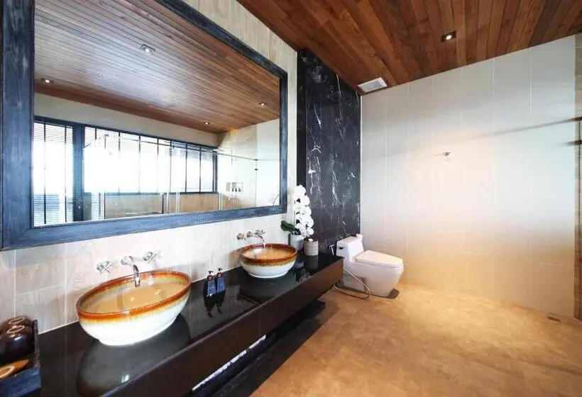 ロイヤルスイート, Ananya Lipe Resort