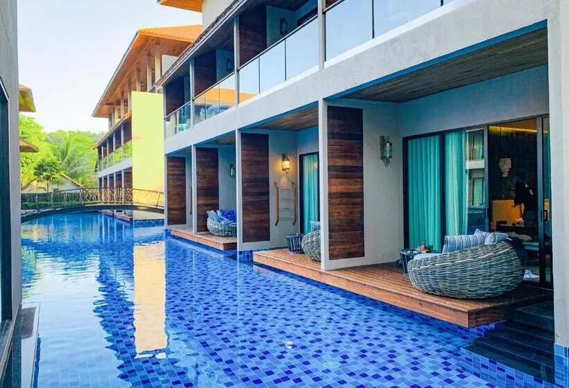 デラックスルーム, Ananya Lipe Resort