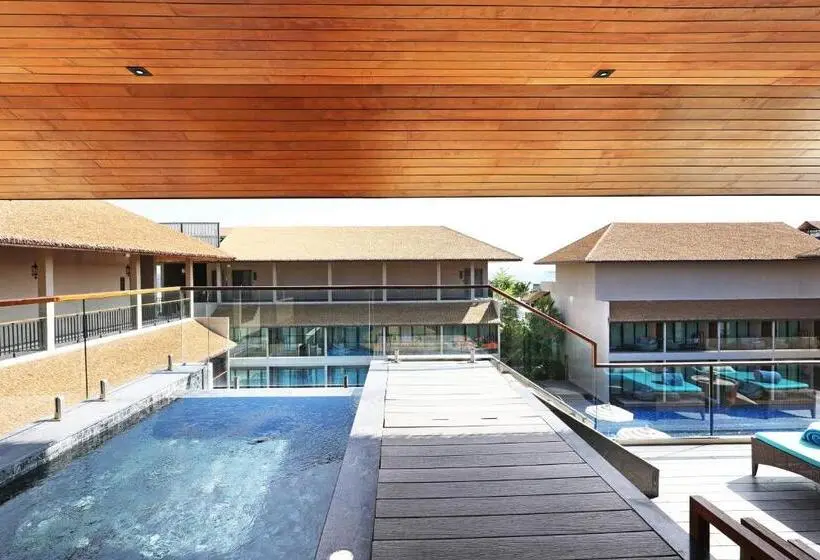 デラックススイート, Ananya Lipe Resort