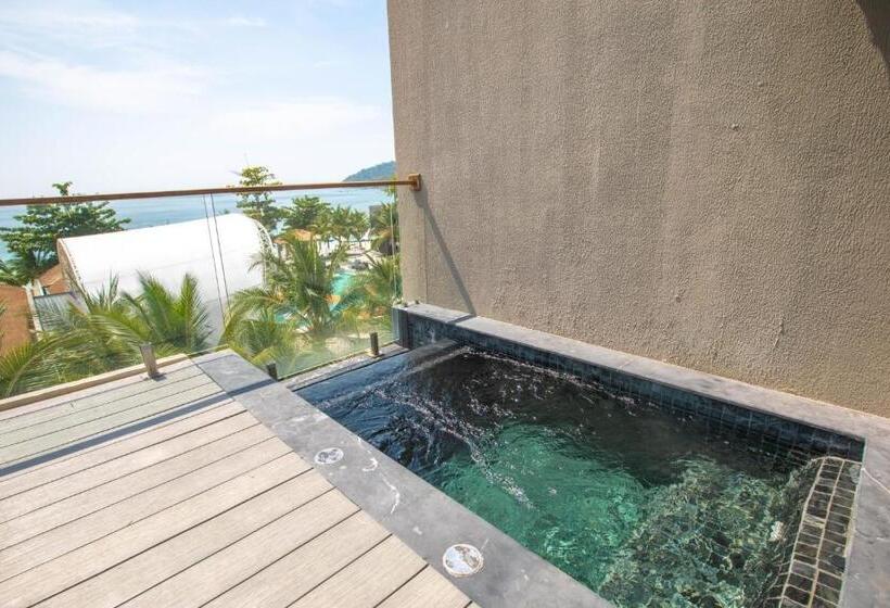 جناح مطلّ علي البحر مزود بجاكوزى, Ananya Lipe Resort