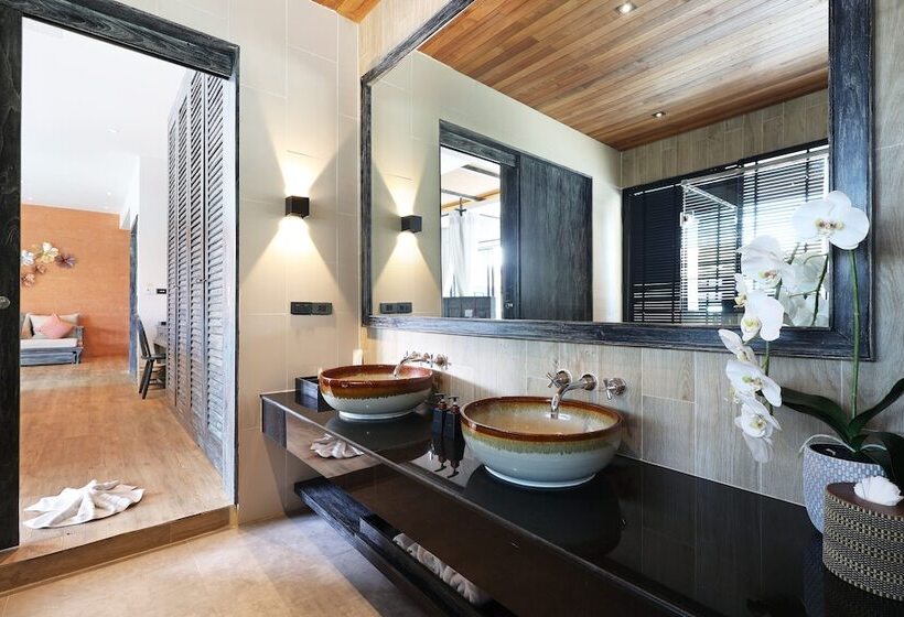 جناح ديلوكس, Ananya Lipe Resort