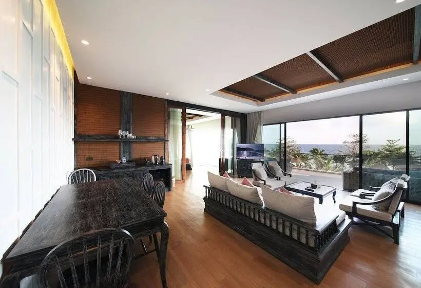 ロイヤルスイート, Ananya Lipe Resort