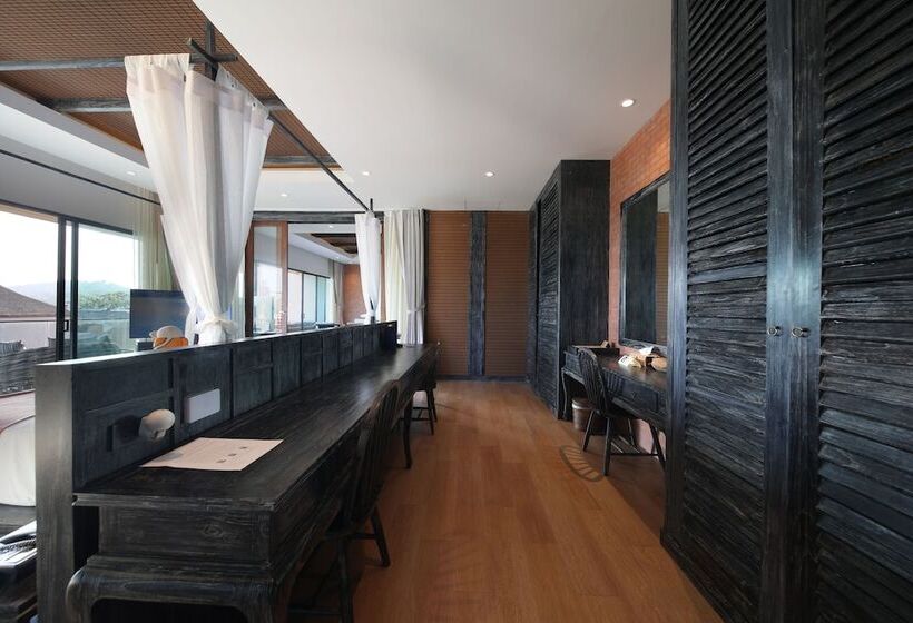 Королевский Люкс, Ananya Lipe Resort
