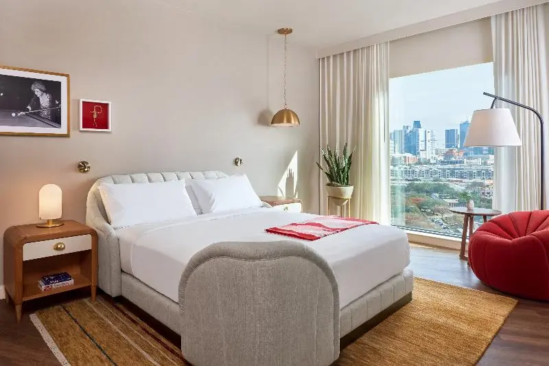 Standard Room King Size Bed