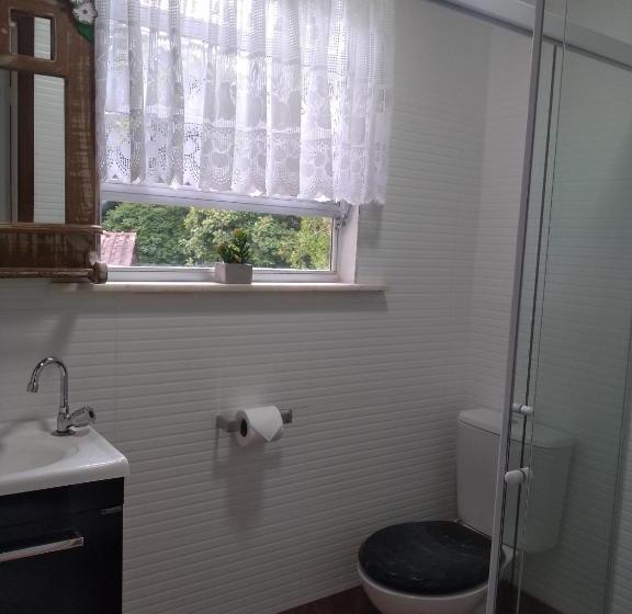 Трехместный Номер Стандарт с Балконом, Pousada Toque De Minas