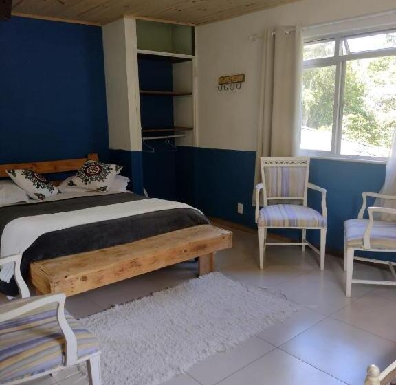 Трехместный Номер Стандарт с Балконом, Pousada Toque De Minas