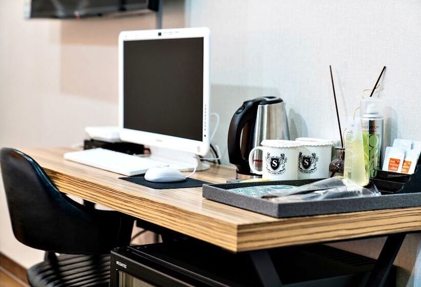 غرفة قياسية, Siheung Seoul Tourist