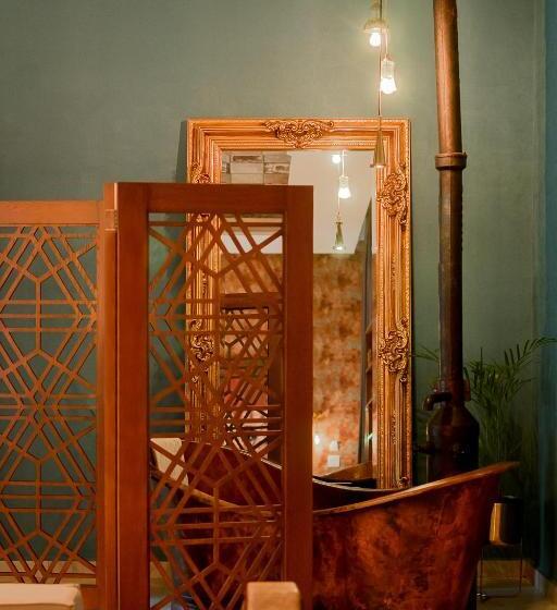 سوئیت با بالکن, Boutique Casa Zevallos