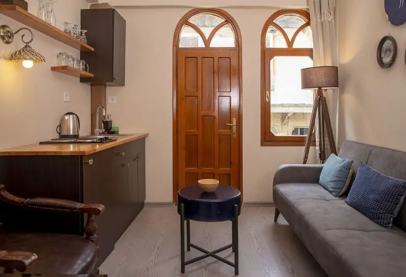 اتاق سوپریور, Luwi̇ Antakya Bouti̇que