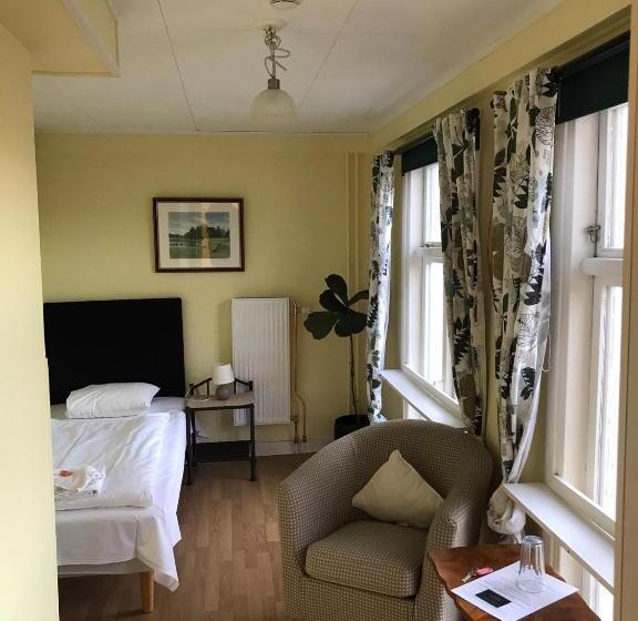 חדר אקונומי יחיד, Hunnebergs Gård Hostel & Camping