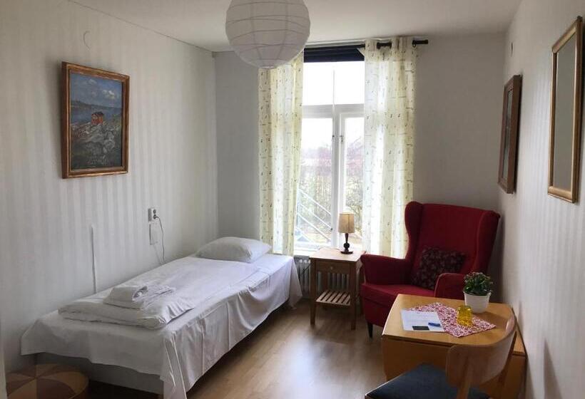 חדר אקונומי יחיד, Hunnebergs Gård Hostel & Camping